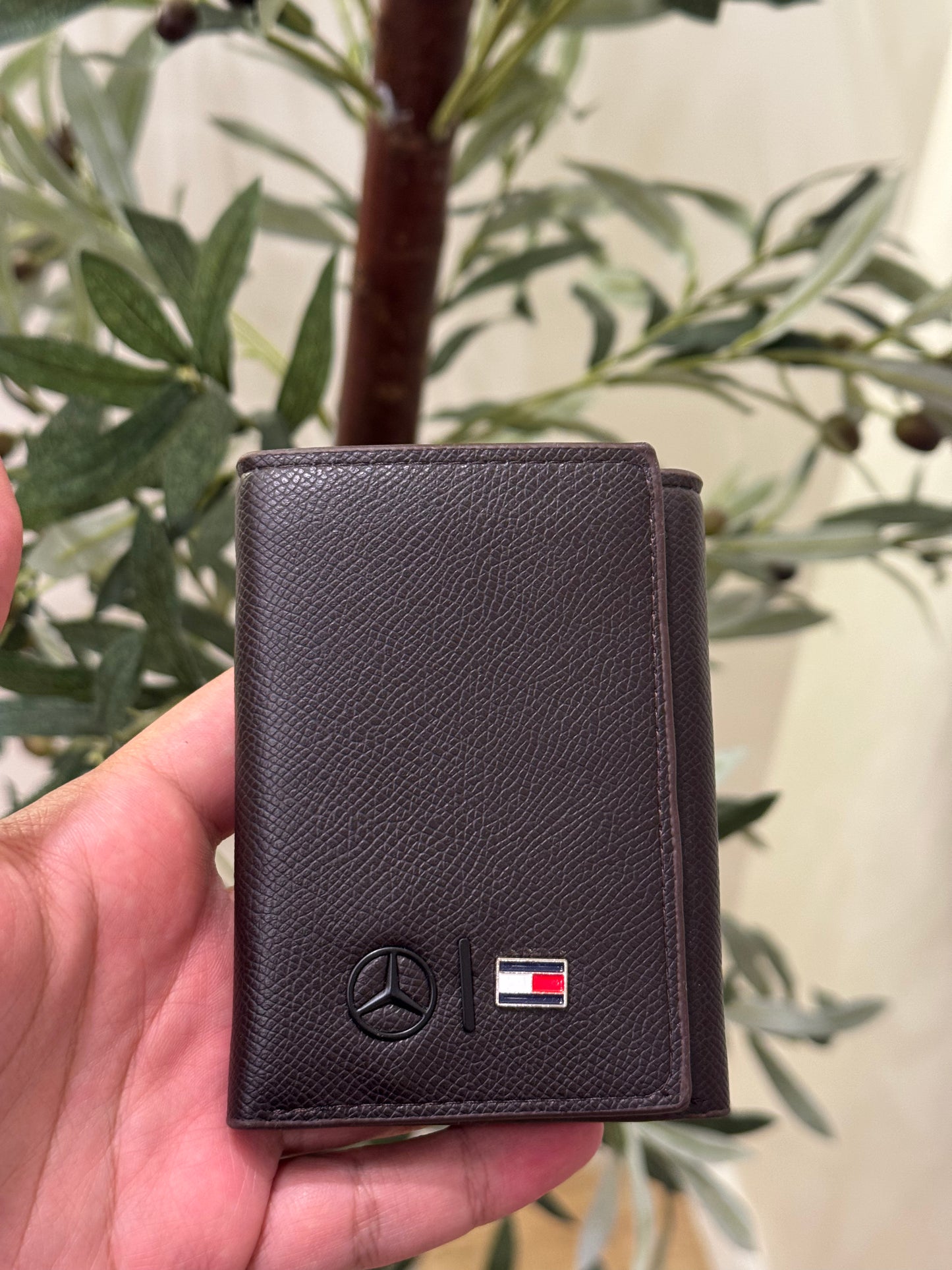 Tommy Trifold brown Wallet