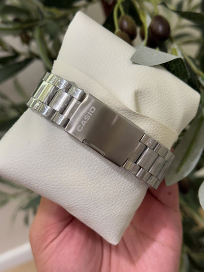 Casio White